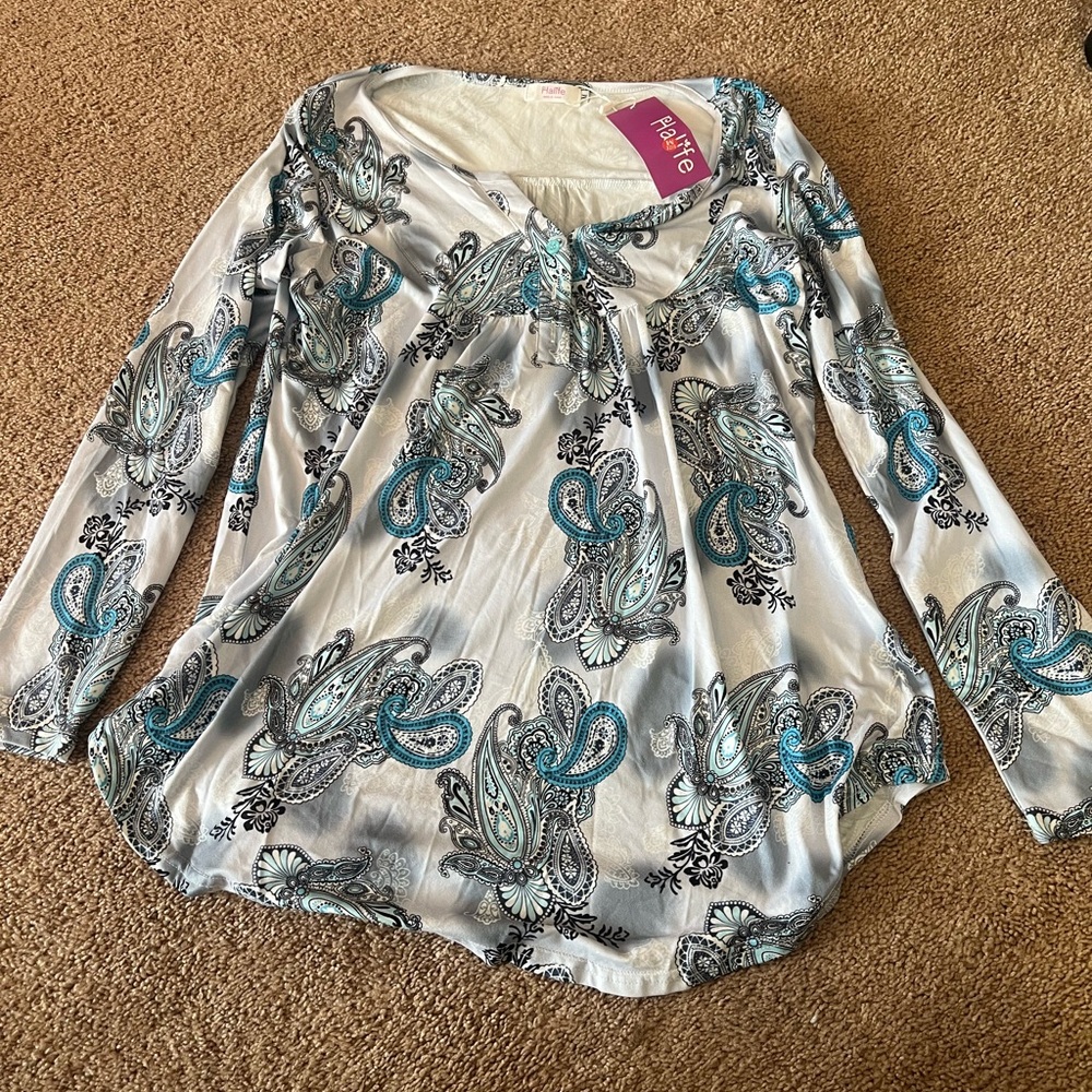 NWT Alife Blue and Gray Paisley Blouse